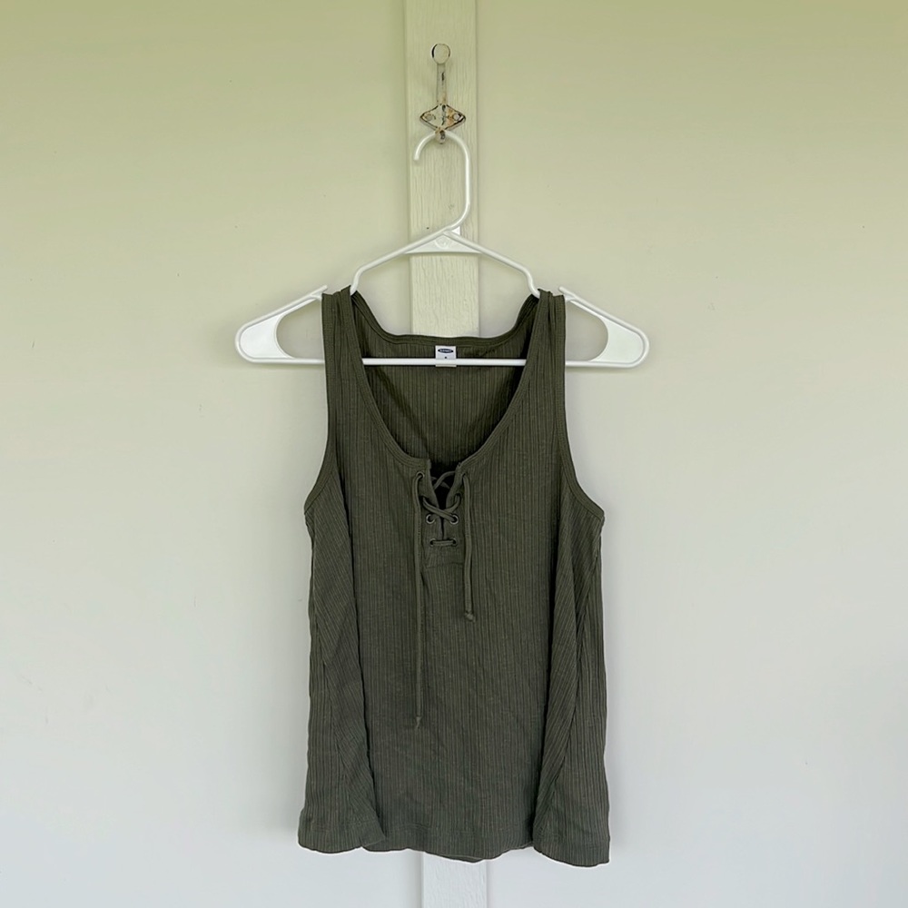 Old Navy green tank top